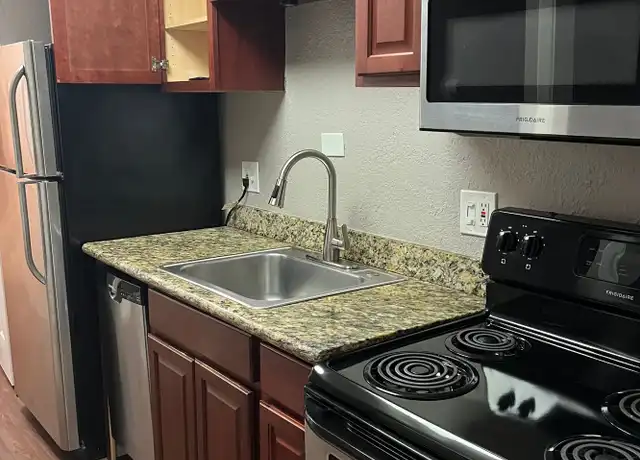 Property at Greentree Apartments - Beautiful Remodeled Aprtments - 1235 Clayton St, Denver, CO, 80206, 1 bed, 1 bath, [object Object]