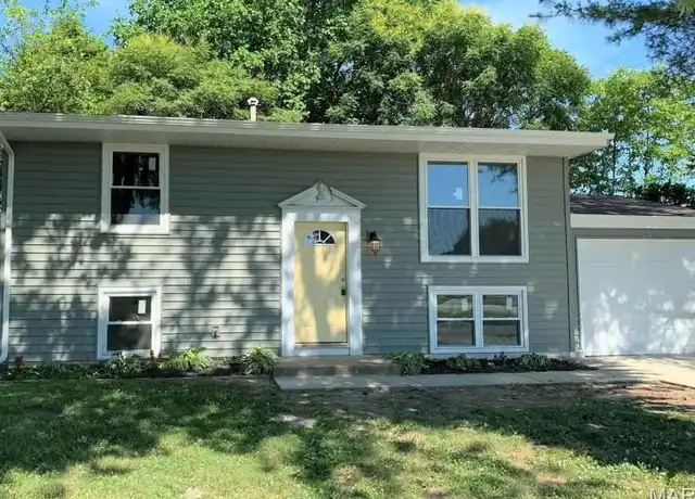 Property at 101 Spruce St, O Fallon, IL, 62269, 4 beds, 1.5 baths, [object Object]
