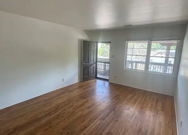 Property at 324 N San Francisco St Unit 6, Flagstaff, AZ, 86001, 2 beds, 1 bath, [object Object]