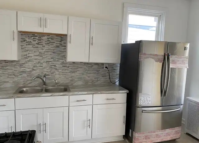 Property at 5313 W 22nd Pl Unit 2, Cicero, IL, 60804, 3 beds, 1 bath, [object Object]