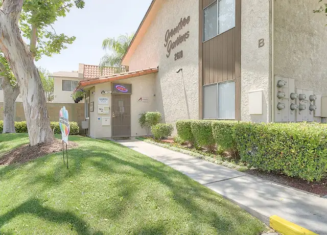 Photo of 2604 Flint Way, San Bernardino, CA 92408