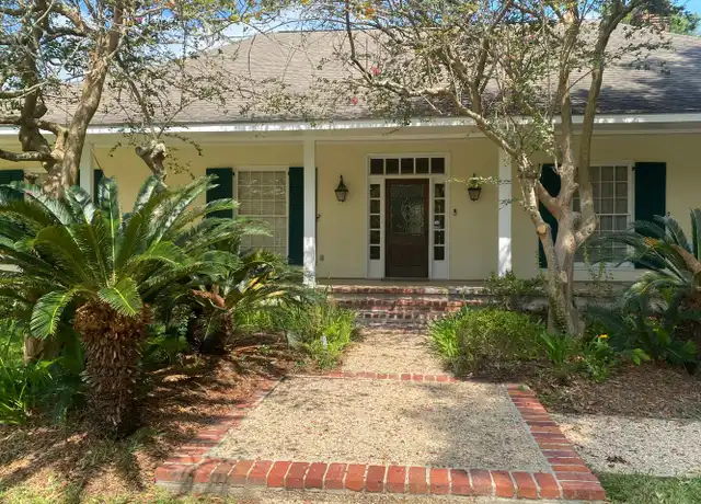 Property at 621 W Woodruff Dr, Baton Rouge, LA, 70808, 6 beds, 4 baths, [object Object]