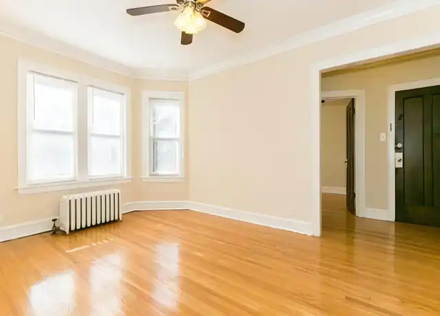 Property at 4861 N Paulina St, Chicago, IL, 60640, 2 beds, 1 bath, [object Object]
