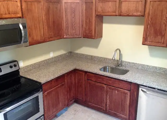 Property at 726 Boggs Ave, Pittsburgh, PA, 15211, 3 beds, 1 bath, [object Object]