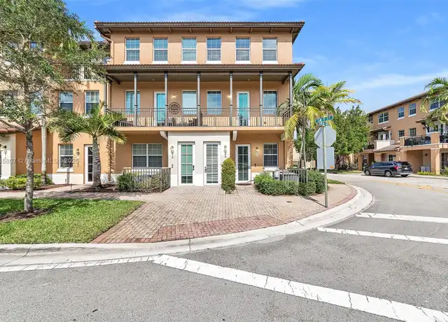 Property at 908 SW 147th Ave #2914, Pembroke Pines, FL, 33027, 3 beds, 3.5 baths, [object Object]