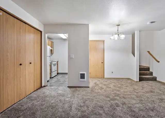Property at 209 NE 148th Ave, Portland, OR, 97230, 2 beds, 1 bath, [object Object]