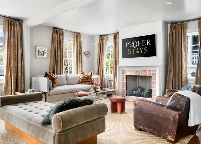 Property at 6 Gadsden St, Charleston, SC, 29401, 2 beds, 2.5 baths, [object Object]
