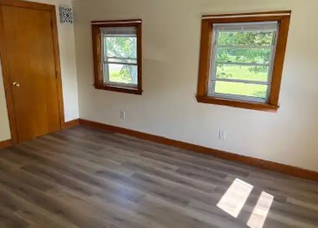 Property at 20 Grant St Unit L1, North Brookfield, MA, 01535, 1 bed, 1 bath, [object Object]