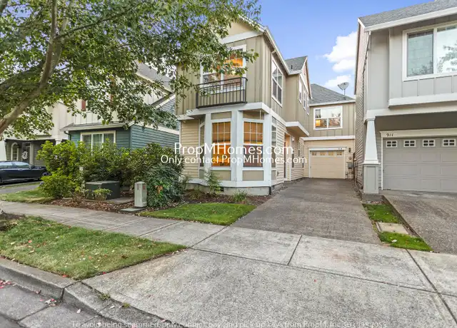 Property at 919 SE Portlandia Ave, Hillsboro, OR, 97123, 3 beds, 2.5 baths, [object Object]