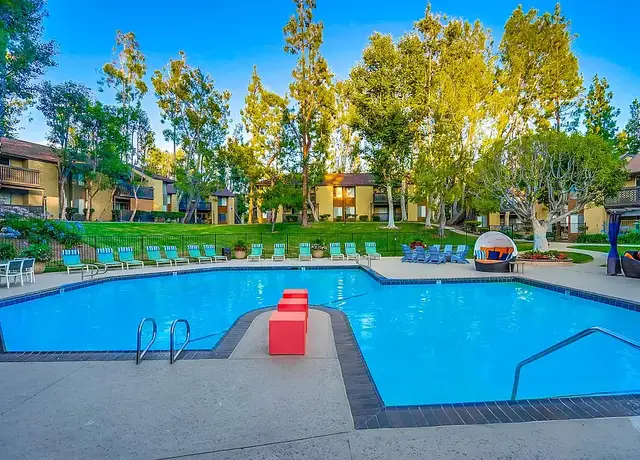 Photo of 444 N Amelia Ave, San Dimas, CA 91773