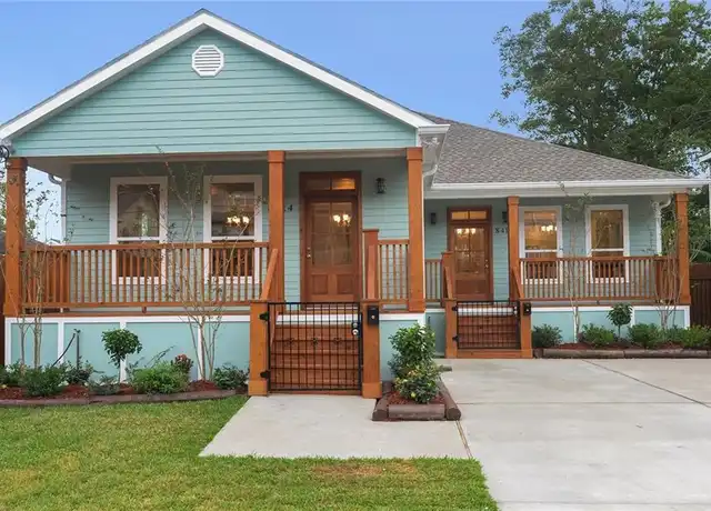 Property at 8414 Stroelitz St, New Orleans, LA, 70118, 3 beds, 2 baths, [object Object]