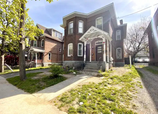 Property at 248 Putnam St Unit 2nd Floor, Hartford, CT, 06106, 2 beds, 1 bath, [object Object]