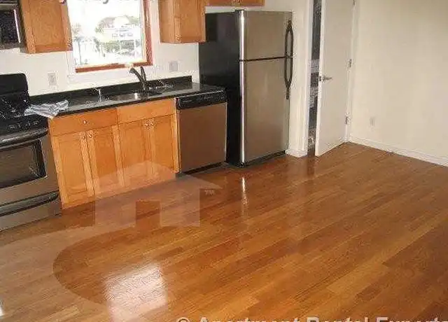 Property at 2 Beech St Unit 302, Cambridge, MA, 02140, 1 bed, 1 bath, [object Object]
