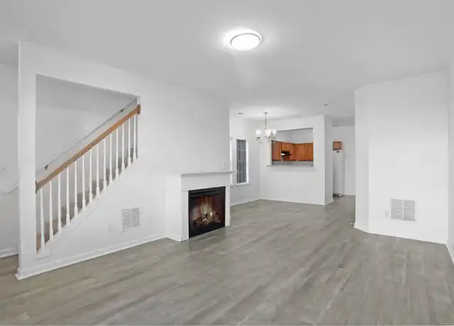 Property at 3612 Ginnis Cir SW, Atlanta, GA, 30331, 3 beds, 2 baths, [object Object]