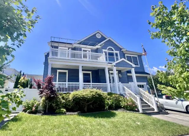 Property at 122 N Monroe Ave, Margate City, NJ, 08402, 3 beds, 3 baths, [object Object]