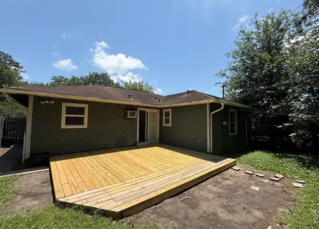 Property at 205 N Fulton St, Texas City, TX, 77591, 3 beds, 1.5 baths, [object Object]