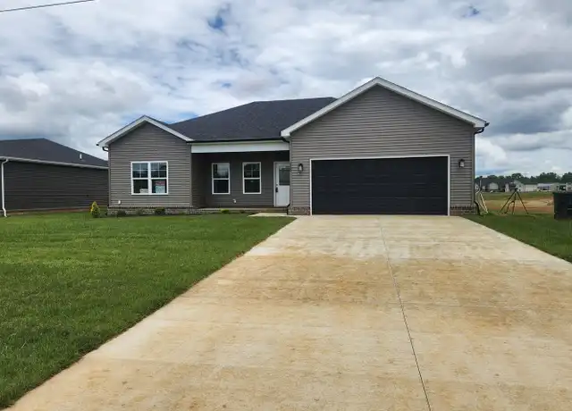 Property at 218 Nicklaus Ave, Glasgow, KY, 42141, 3 beds, 2 baths, [object Object]