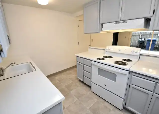 Property at 3846 Westporter Dr Unit 3846, Sacramento, CA, 95826, 2 beds, 1 bath, [object Object]