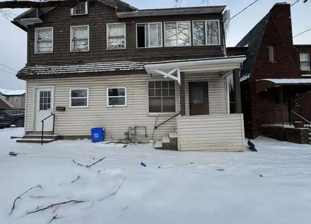 Property at 561 Water St Unit First Floor, Indiana, PA, 15701, 4 beds, 1 bath, [object Object]