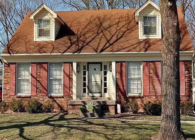 Property at 7103 Chippenham Rd, Louisville, KY, 40222, 3 beds, 2 baths, [object Object]