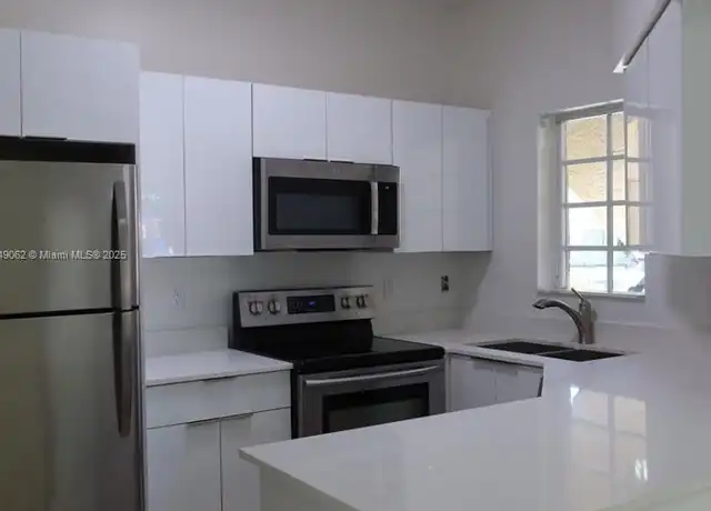 Property at 18340 NW 68th Ave Unit A, Hialeah, FL, 33015, 2 beds, 1 bath, [object Object]