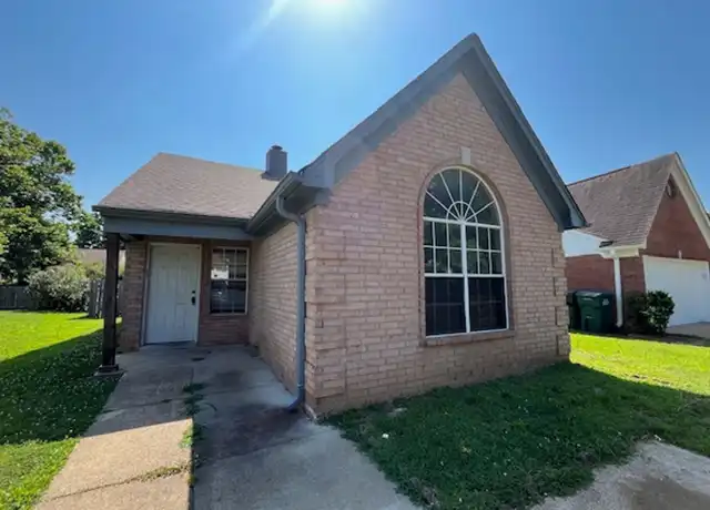 Property at 5466 Kayla Dr, Southaven, MS, 38671, 3 beds, 2 baths, [object Object]
