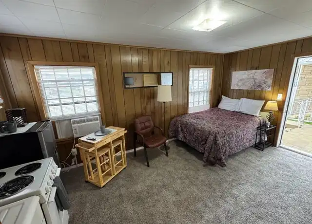 Property at 24 N Kanawha St Unit 100, Buckhannon, WV, 26201, 1 bed, 1 bath, [object Object]