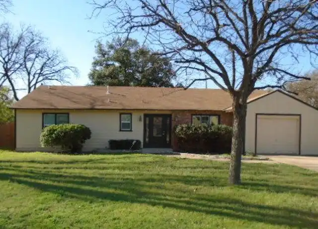 Property at 2717 University Ave, San Angelo, TX, 76904, 3 beds, 2 baths, [object Object]
