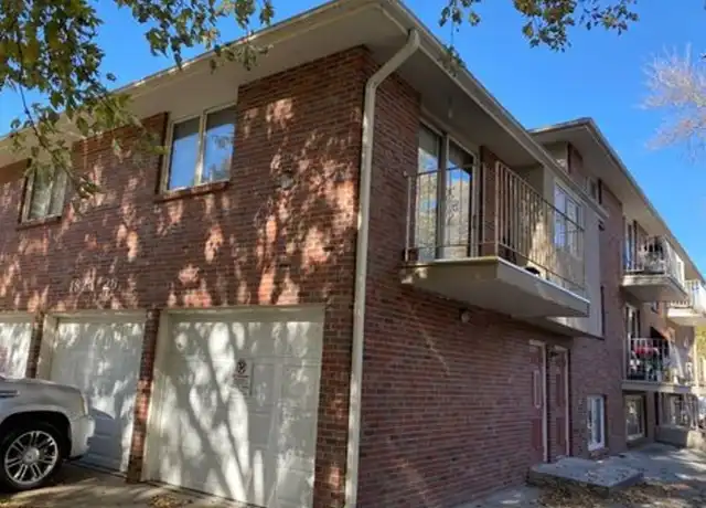 Property at 1824 F St Unit 5, Lincoln, NE, 68508, 2 beds, 1 bath, [object Object]