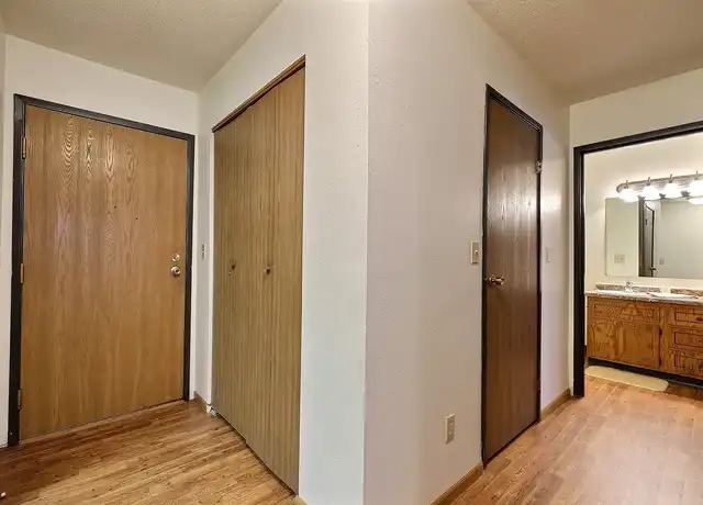 Property at Westcourt - 1820 40th St S, Fargo, ND, 58103, 2 beds, 1 bath, [object Object]