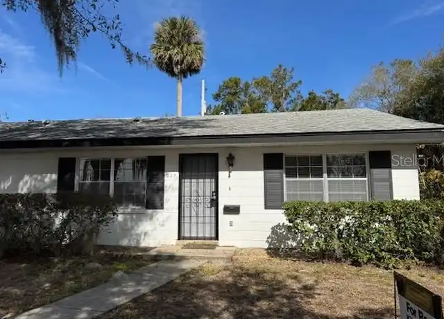 Property at 225 E 3rd Ave, Mt Dora, FL, 32757, 2 beds, 1.5 baths, [object Object]