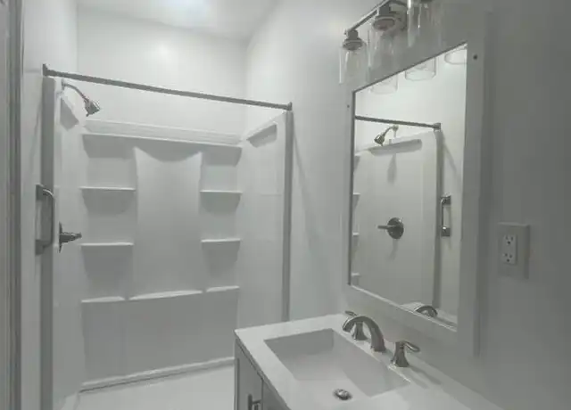 Property at 4039 Gleane St, Elmhurst, NY, 11373, 2 beds, 1 bath, [object Object]