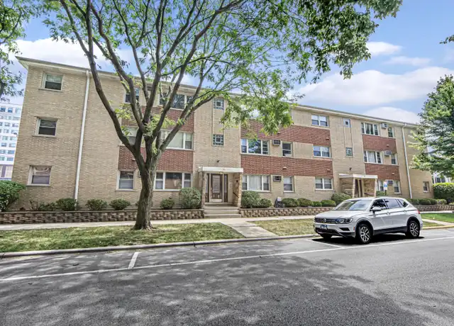 Property at 32 Elgin Ave Unit C4, Forest Park, IL, 60130, 1 bed, 1 bath, [object Object]
