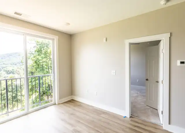 Property at 1201 Druid Ave Unit 204, Charlottesville, VA, 22902, 1 bed, 1 bath, [object Object]