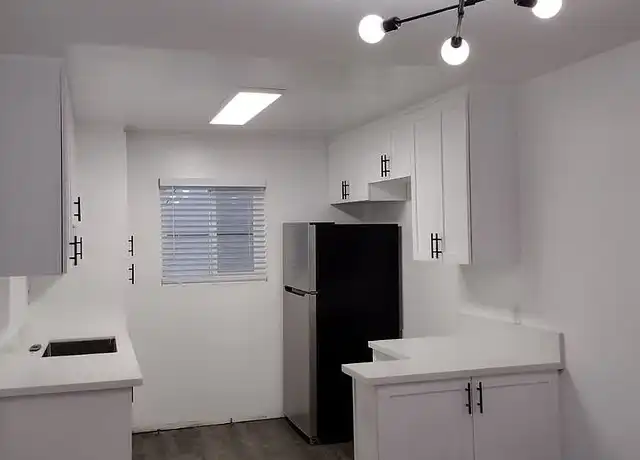 Property at Regent Park Apartments - 1525 N Kenmore Ave, Los Angeles, CA, 90027, 1 bed, 1 bath, [object Object]