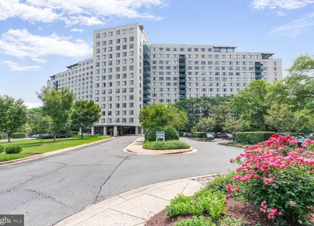 Property at 10401 Grosvenor Pl #904, Rockville, MD, 20852, 3 beds, 3 baths, [object Object]