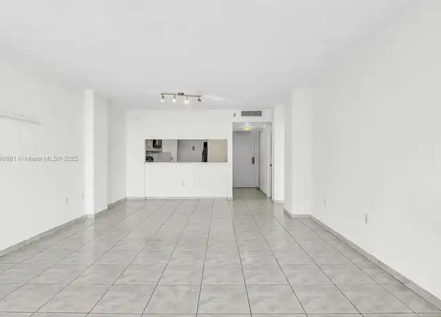Property at 600 NE 36th St #1912, Miami, FL, 33137, 1 bed, 1.5 baths, [object Object]