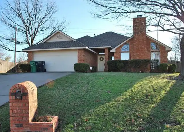 Property at 2633 Bauer Dr, Denton, TX, 76207, 3 beds, 2 baths, [object Object]