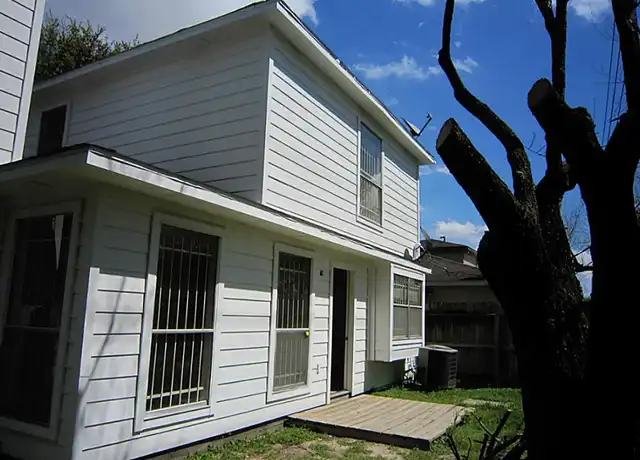 Property at 8339 E Ridge Dr, Houston, TX, 77040, 3 beds, 2.5 baths, [object Object]