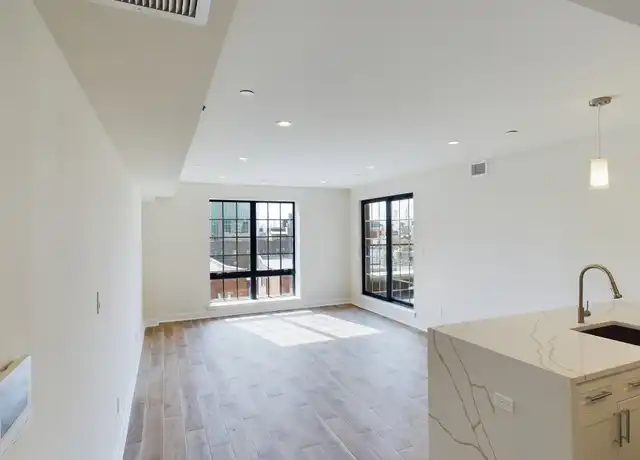 Property at 25-70 32nd St Unit 4B, Astoria, NY, 11102, 1 bed, 1 bath, [object Object]
