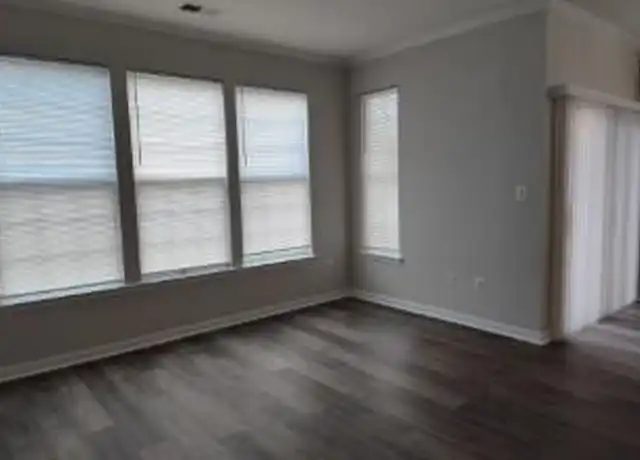 Property at 2801 Forest Run Dr Unit 1-302, District Heights, MD, 20747, 2 beds, 2 baths, [object Object]