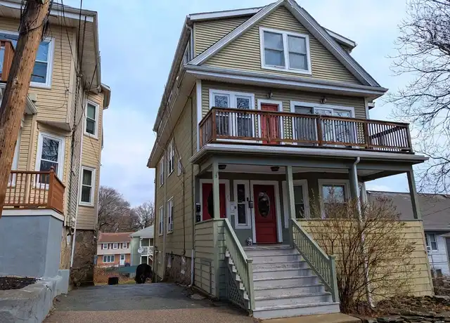 Property at 7 Weymouth Ave Unit 3, West Roxbury, MA, 02132, 2 beds, 1 bath, [object Object]