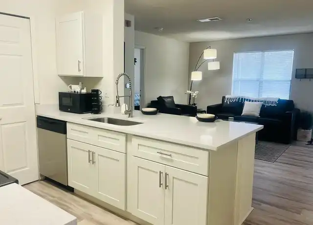 Property at Forest View Apartments - 1000 SW 62nd Blvd, Gainesville, FL, 32607, 2-4 beds, 2-4 baths, [object Object]