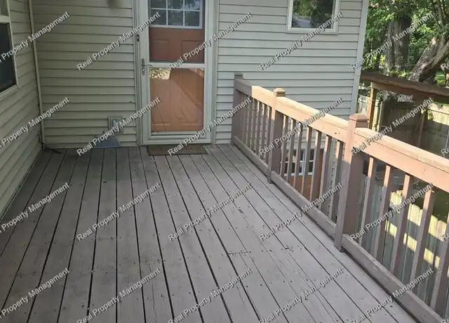 Property at 503 Wabash Ave, Chesterton, IN, 46304, 2 beds, 1 bath, [object Object]