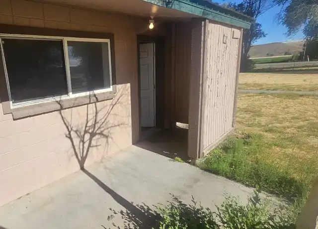 Property at 8728 Old U.S. 30, Hammett, ID, 83627, 1 bed, 1 bath, [object Object]