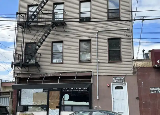 Property at 166 15th St #4, Jersey City, NJ, 07310, 2 beds, 1 bath, [object Object]