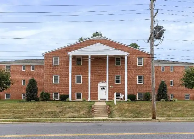Property at 1499 N East St, Frederick, MD, 21701, 2 beds, 1 bath, [object Object]