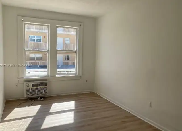Property at 1615 Pennsylvania Ave Unit 28, Miami Beach, FL, 33139, 1 bed, 1 bath, [object Object]