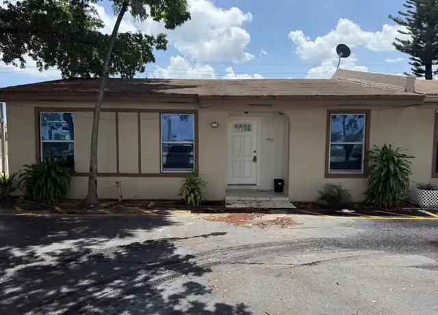 Property at 7900 Pembroke Rd, Miramar, FL, 33023, 3 beds, 2 baths, [object Object]