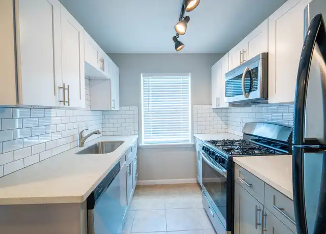 Property at 2501 Delano St Unit 1, Houston, TX, 77004, 2 beds, 1 bath, [object Object]